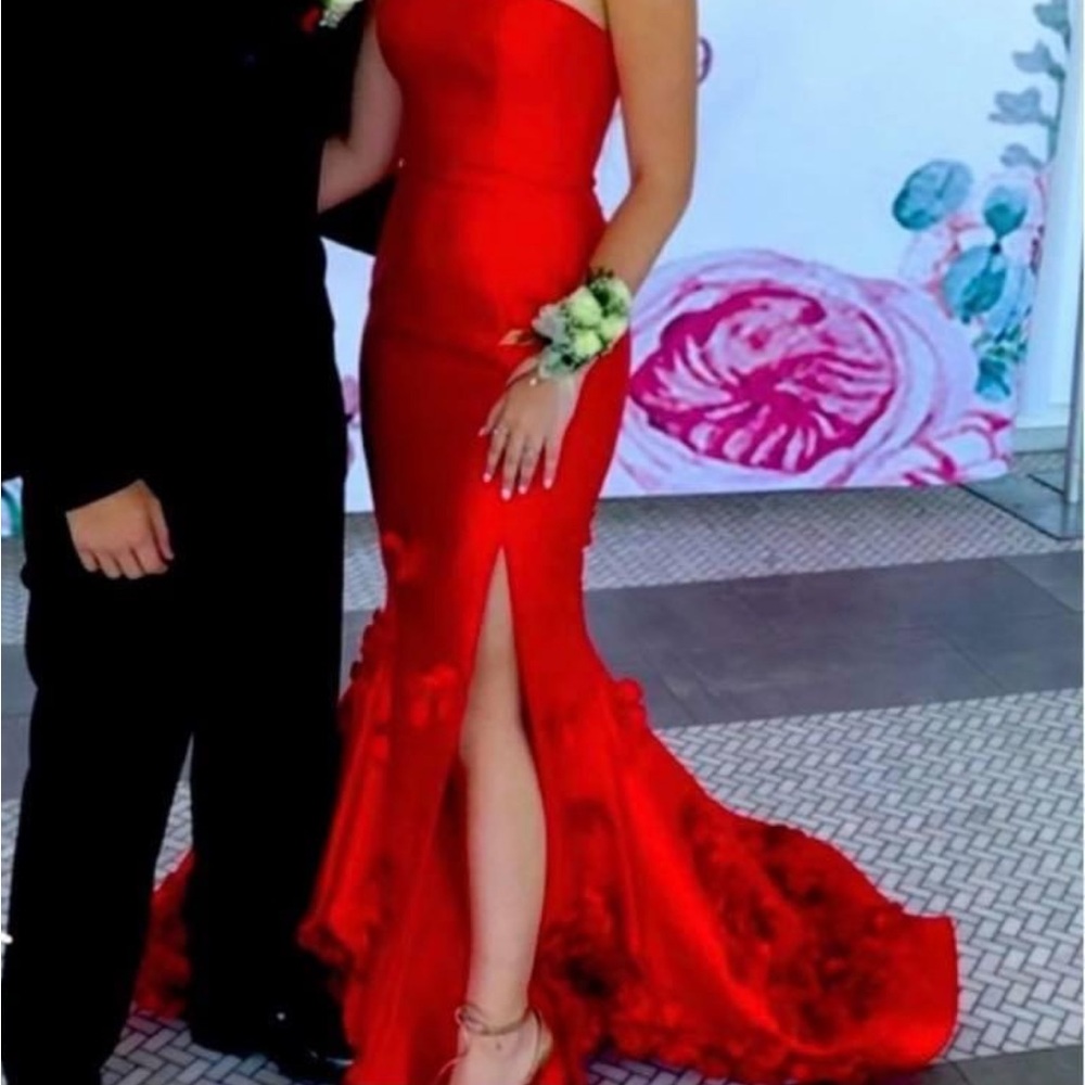 Sherri Hill Prom Dress